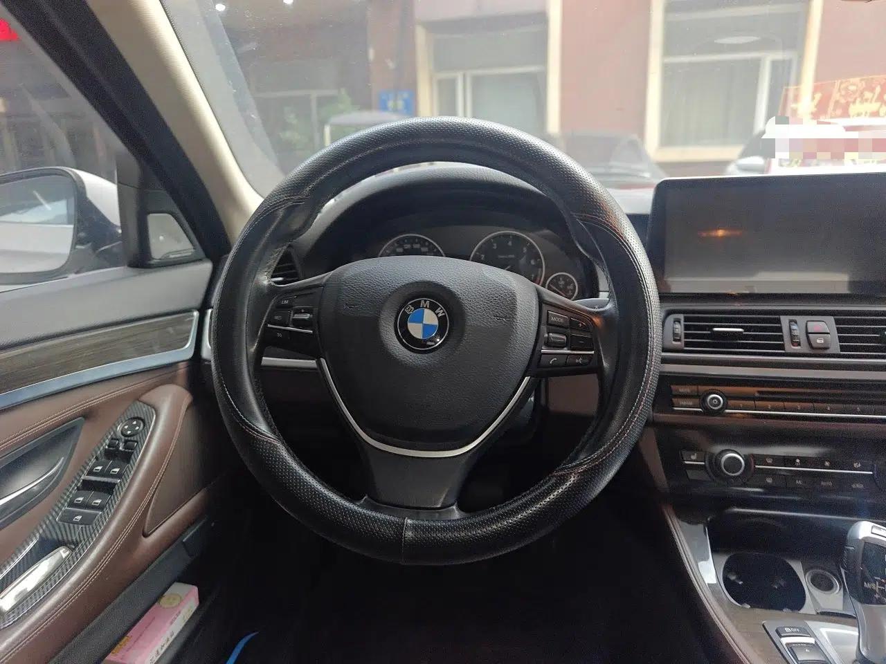 BMW 5 Series 2014 525Li Luxury Design Package — миниатюра 10
