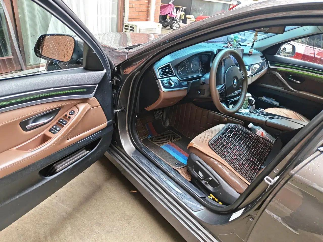 BMW 5 Series 2014 520Li Elegant Model — миниатюра 16