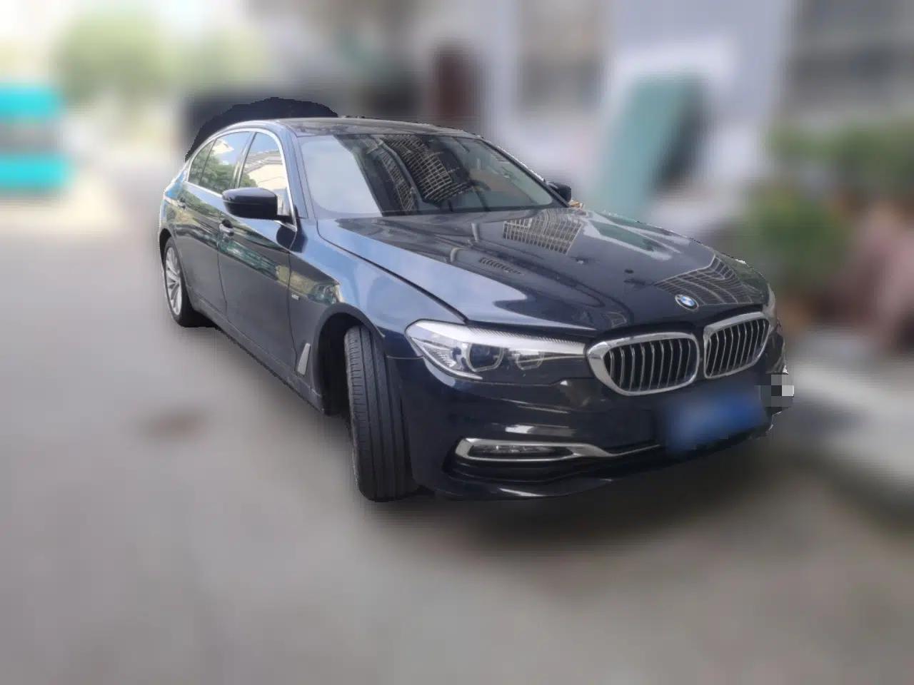 BMW 5 Series 2018 525Li Luxury Package — миниатюра 3