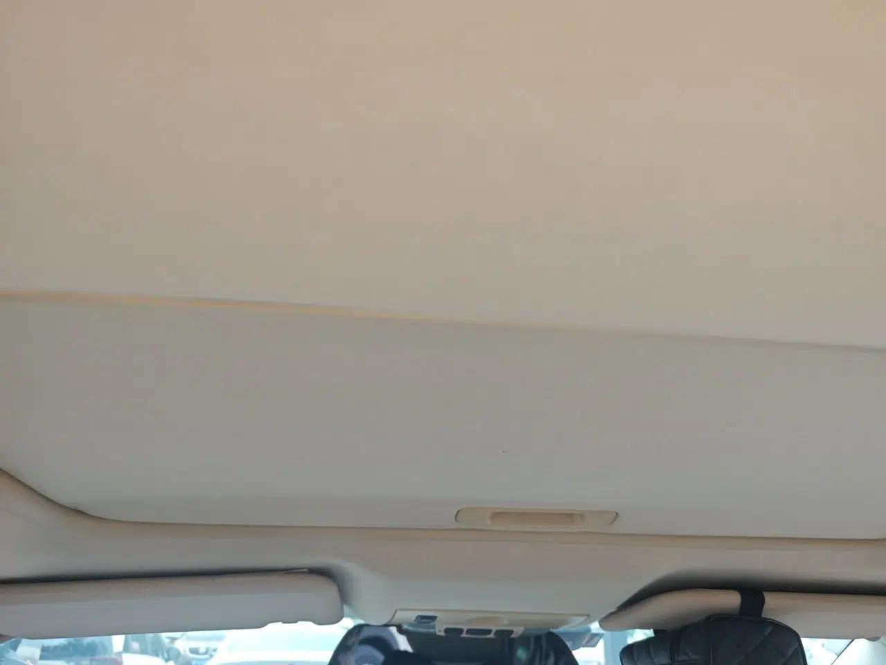 Ford Mondeo 2011 2.3L Luxury Model — миниатюра 18