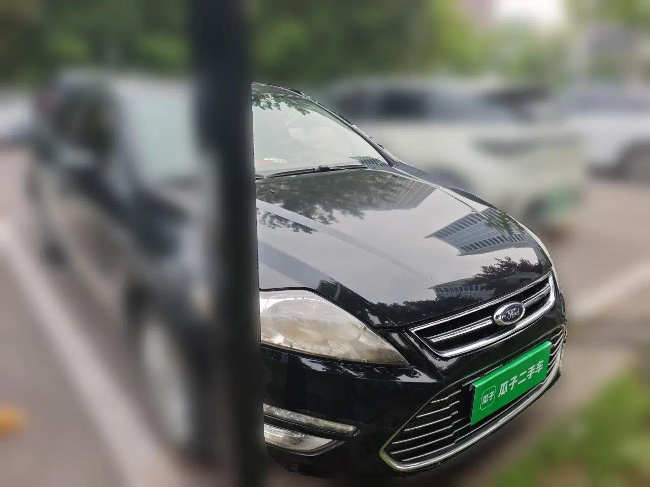 Ford Mondeo 2011 2.3L Luxury Model — миниатюра 3