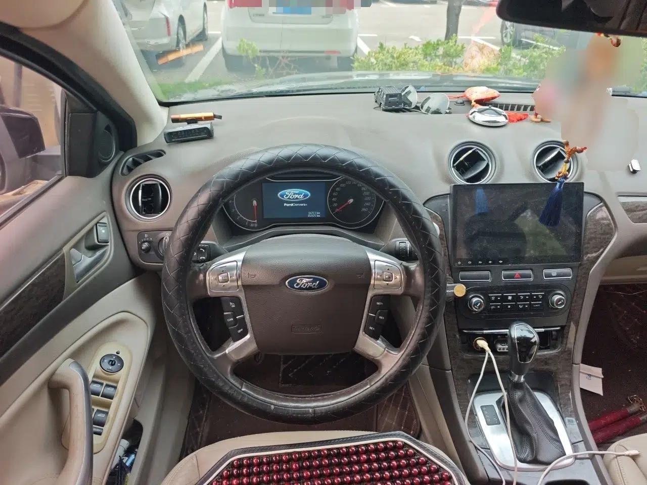 Ford Mondeo 2011 2.3L Luxury Model — миниатюра 10