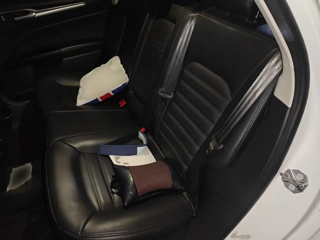 Ford Mondeo 2013 1.5L GTDi180 Fashion Edition — миниатюра 17