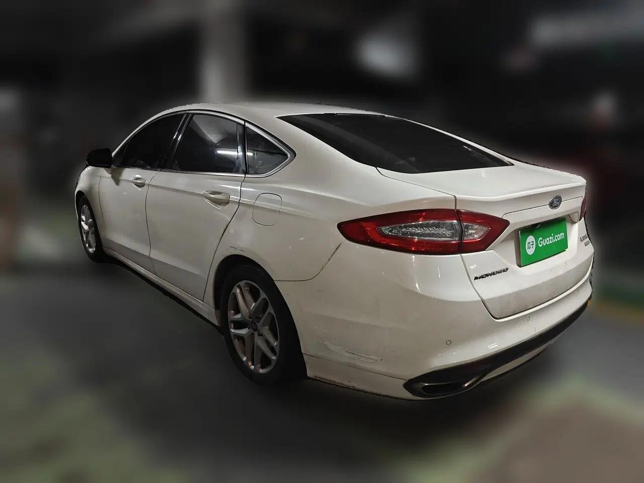 Ford Mondeo 2013 1.5L GTDi180 Fashion Edition — миниатюра 4