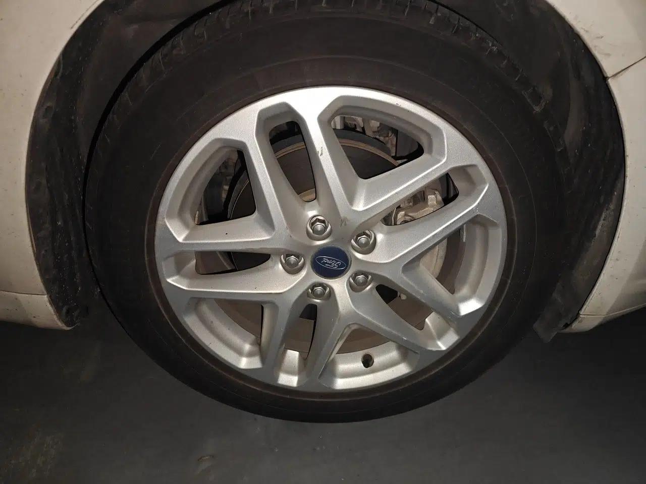 Ford Mondeo 2013 1.5L GTDi180 Fashion Edition — миниатюра 8