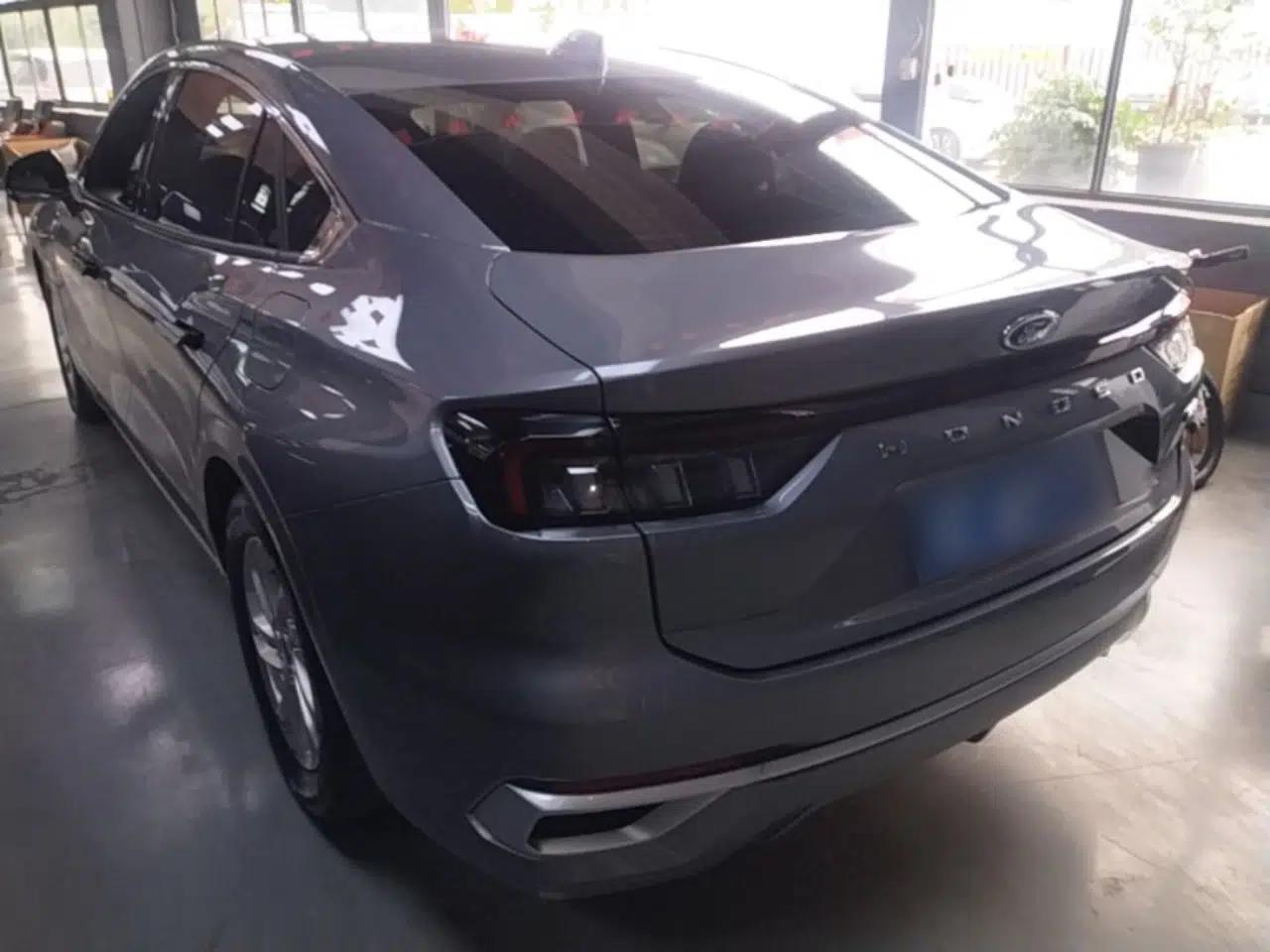Ford Mondeo 2023 EcoBoost 180 Comfort Model — миниатюра 4