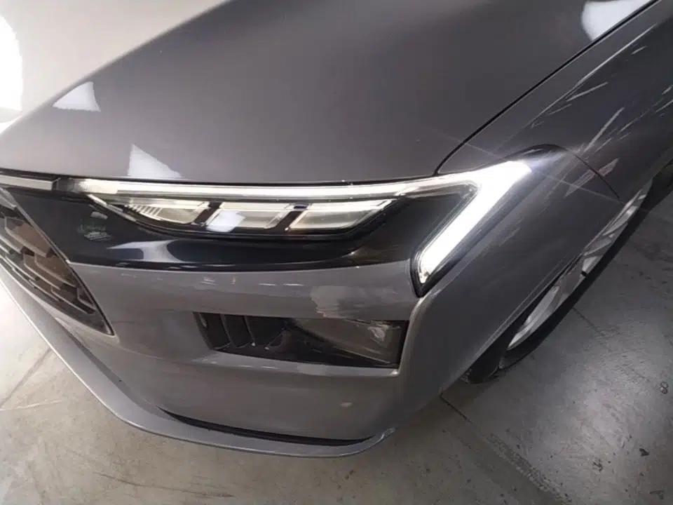 Ford Mondeo 2023 EcoBoost 180 Comfort Model — миниатюра 8