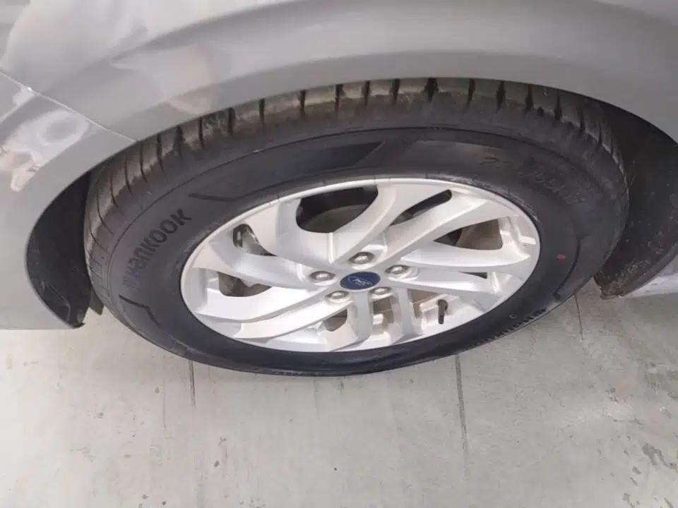 Ford Mondeo 2023 EcoBoost 180 Comfort Model — миниатюра 10