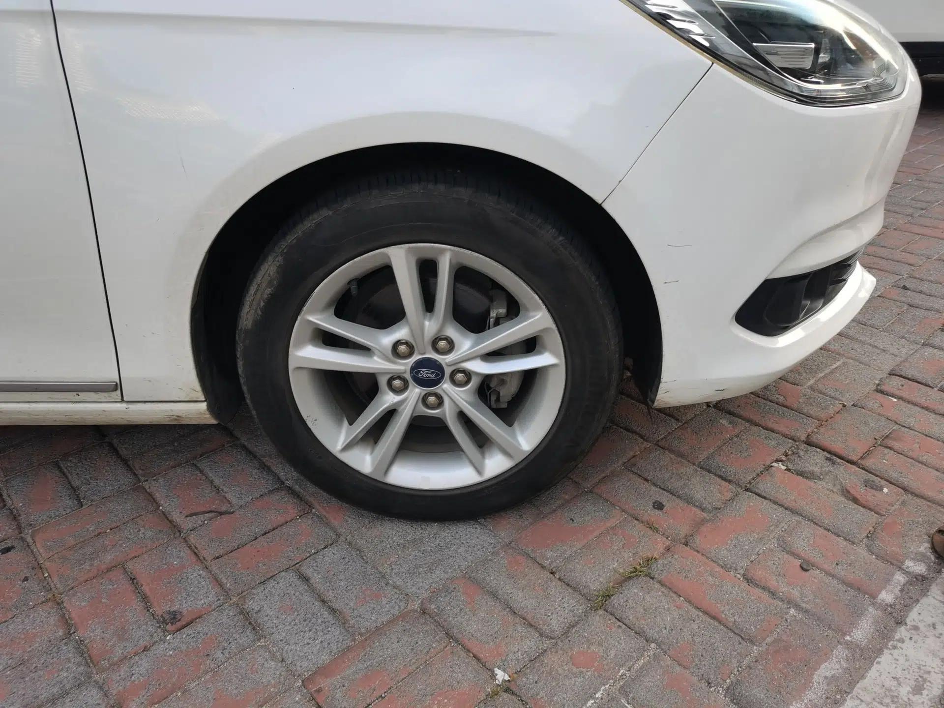 Ford Escort 2019 Revised Version 1.5L Automatic Enjoyment Type China VI Standard — миниатюра 8