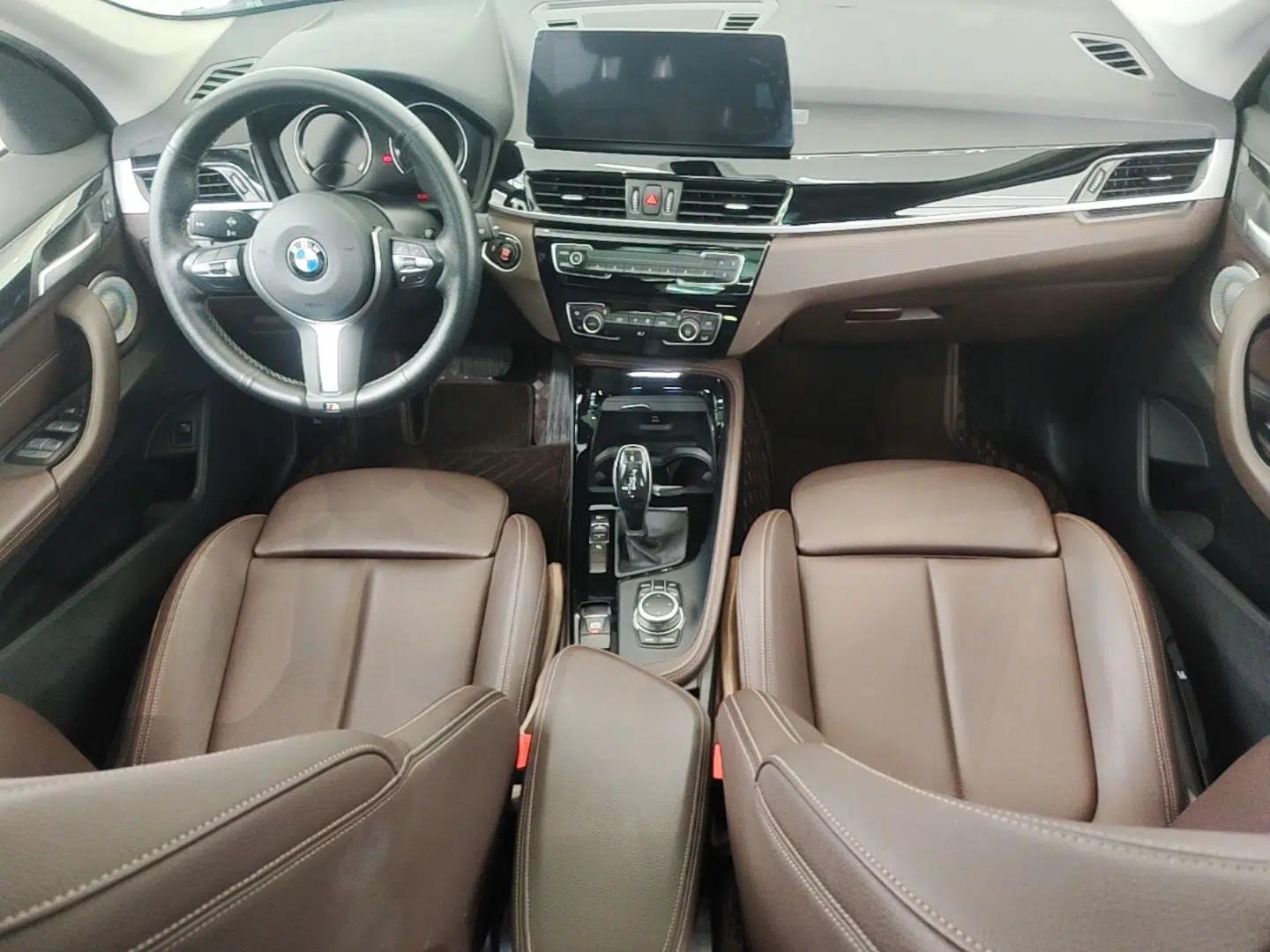 BMW X1 2021 sDrive20Li Premium Edition — миниатюра 12