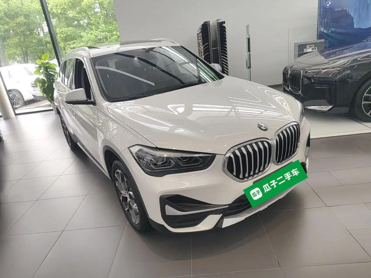 BMW X1 2021 sDrive20Li Premium Edition — миниатюра 3