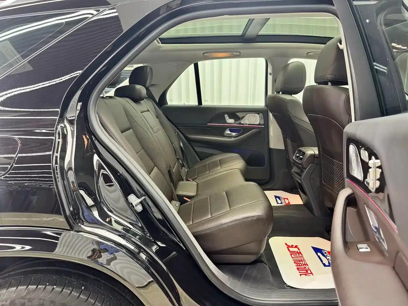 Mercedes-Benz GLE (Imported) 2020 GLE 350 4MATIC Fashion Model — миниатюра 19