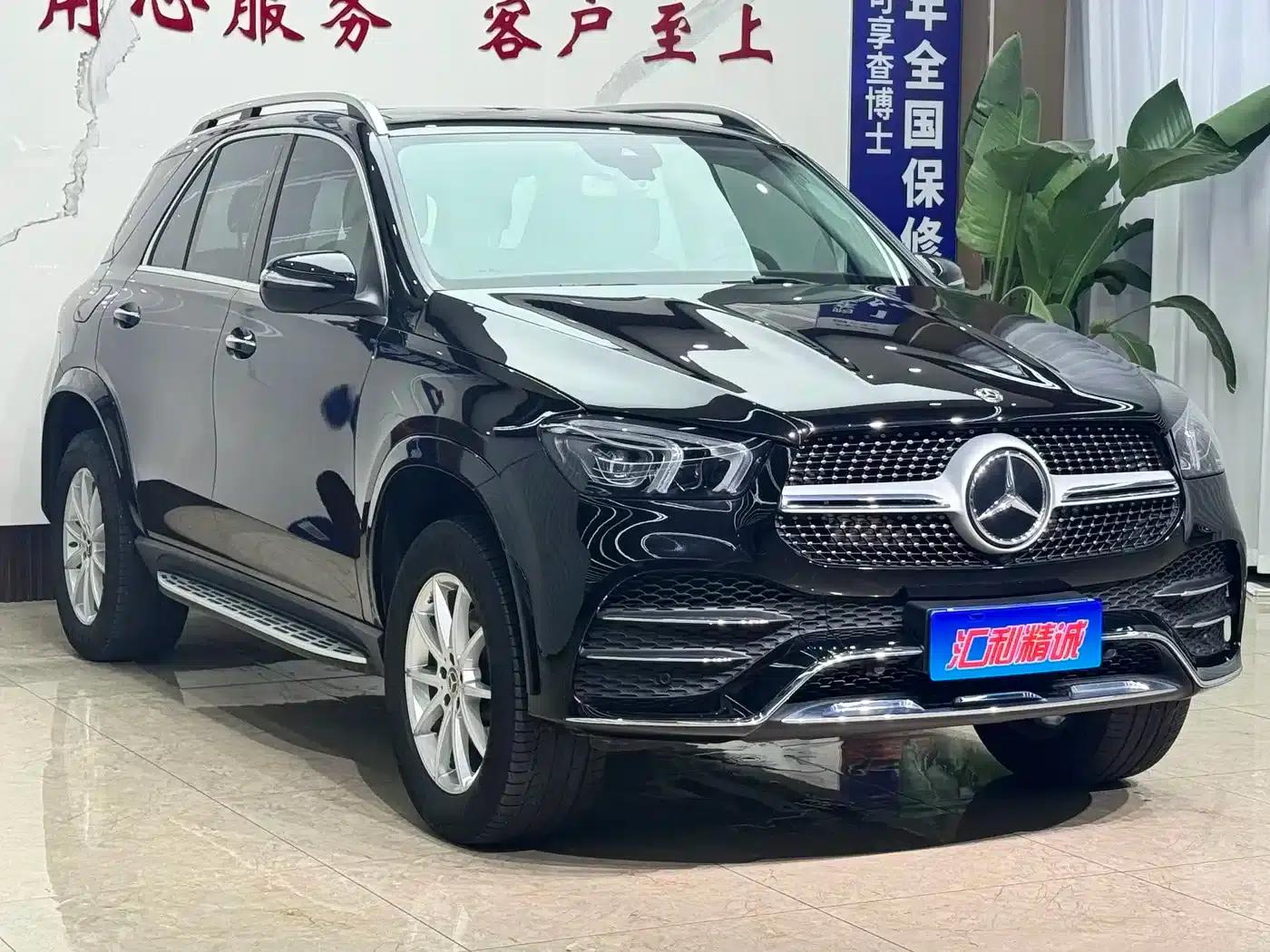 Mercedes-Benz GLE (Imported) 2020 GLE 350 4MATIC Fashion Model — миниатюра 3