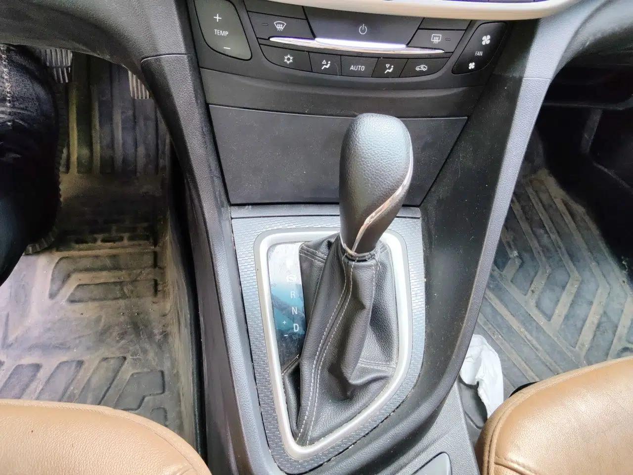 Buick Excelle GX 2019 18T Automatic Connected Flagship Version China VI Standard — миниатюра 14