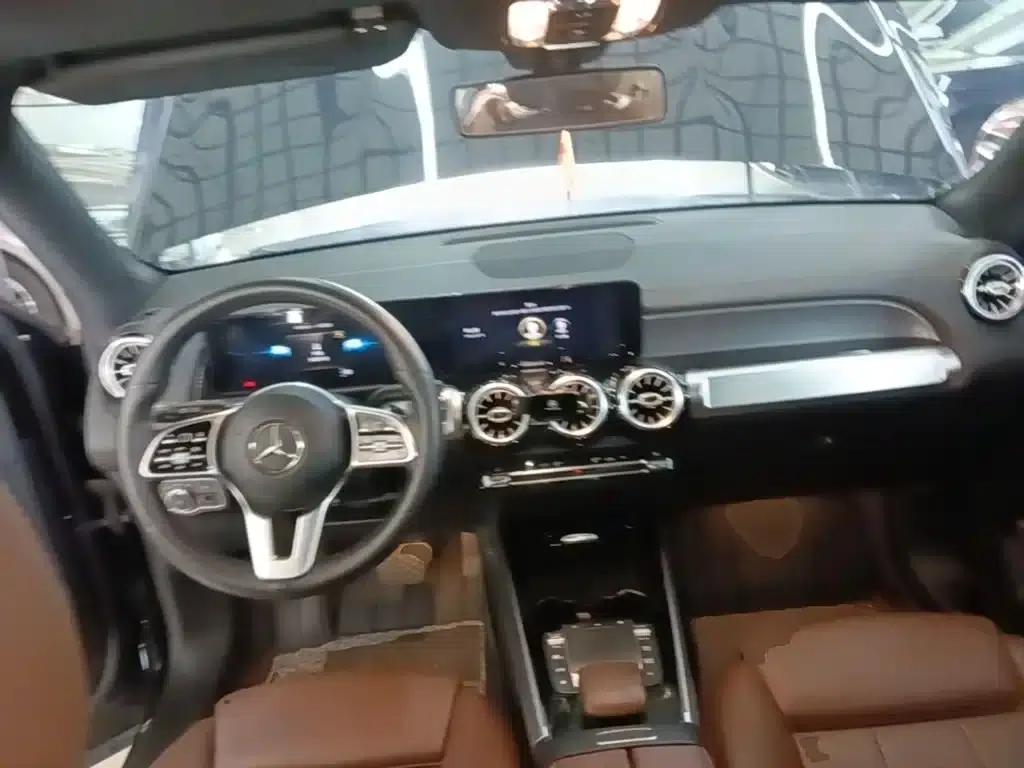 Mercedes-Benz GLB 2021 Fashion Edition — миниатюра 10