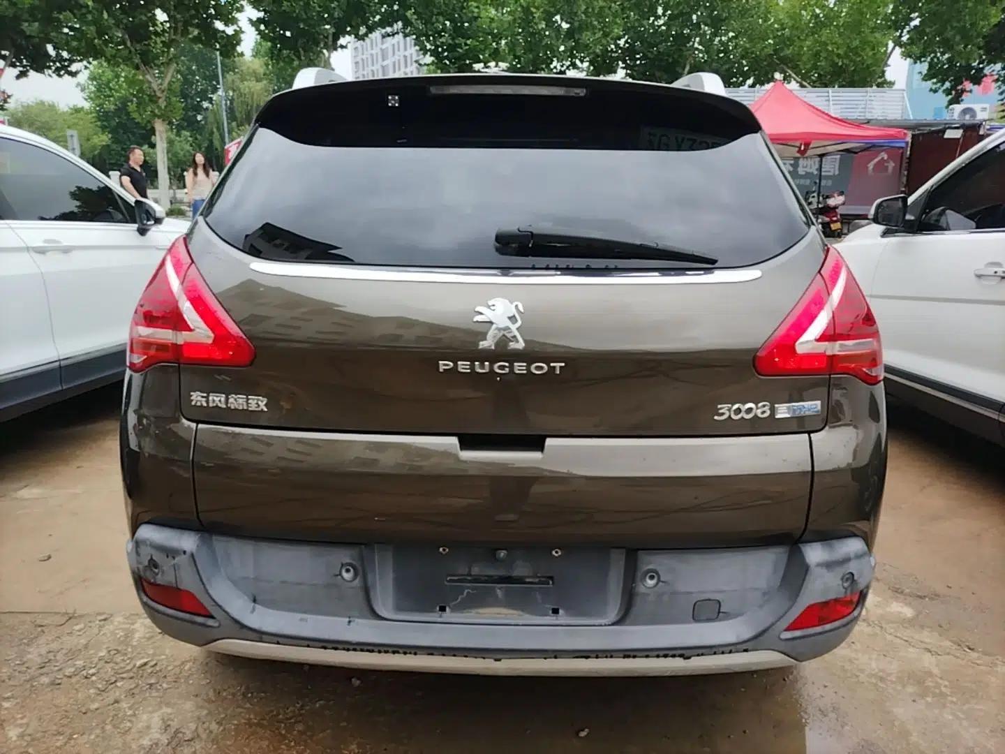 Peugeot 3008 2015 1.6THP Automatic Classic Edition — миниатюра 5