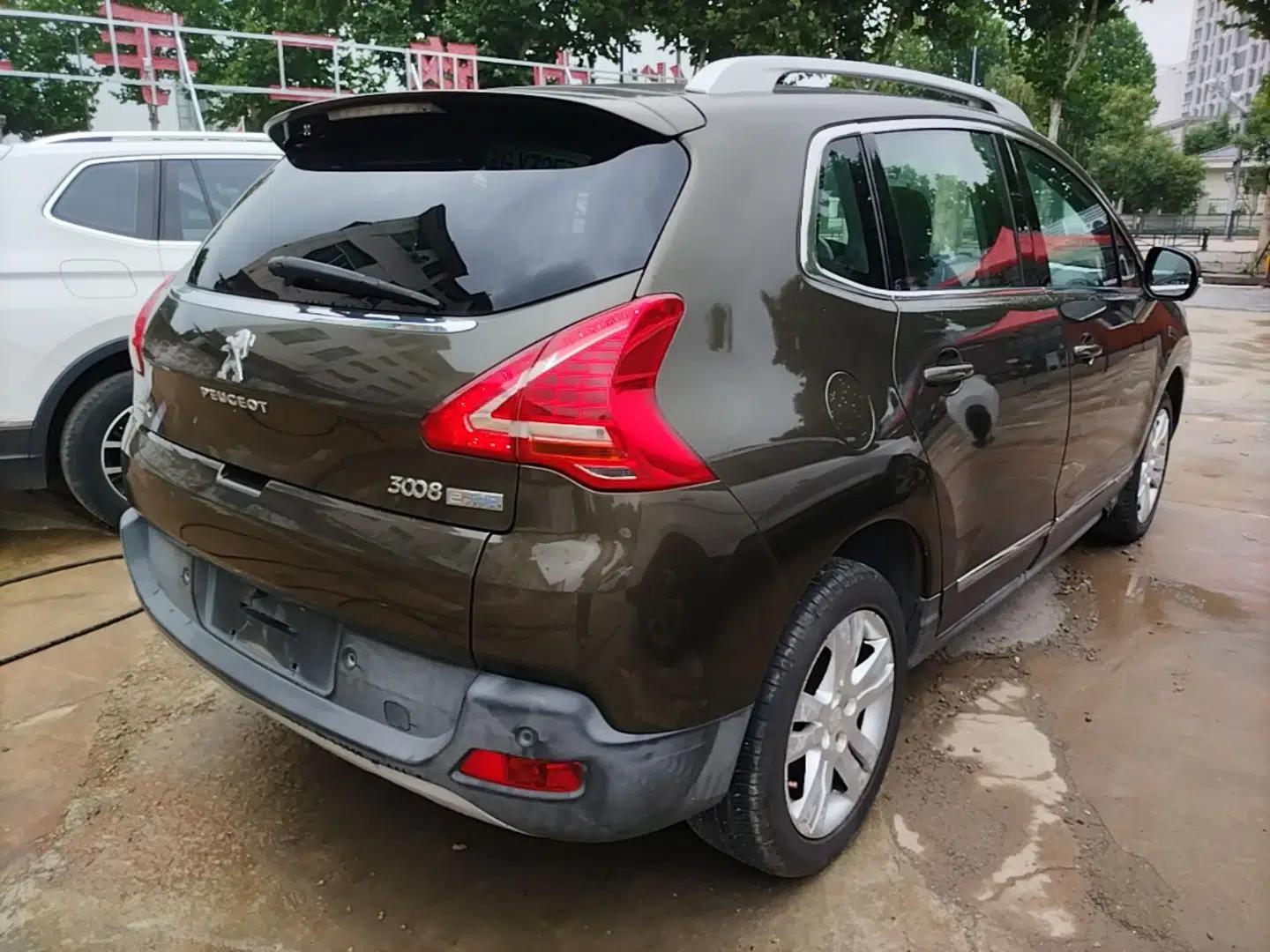 Peugeot 3008 2015 1.6THP Automatic Classic Edition — миниатюра 6