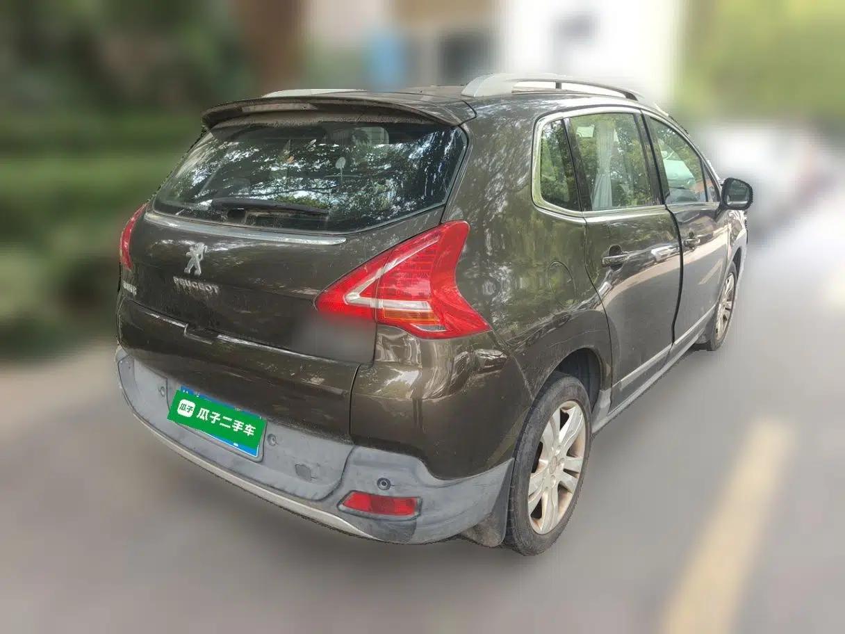 Peugeot 3008 2015 2.0L Automatic Classic Edition — миниатюра 6