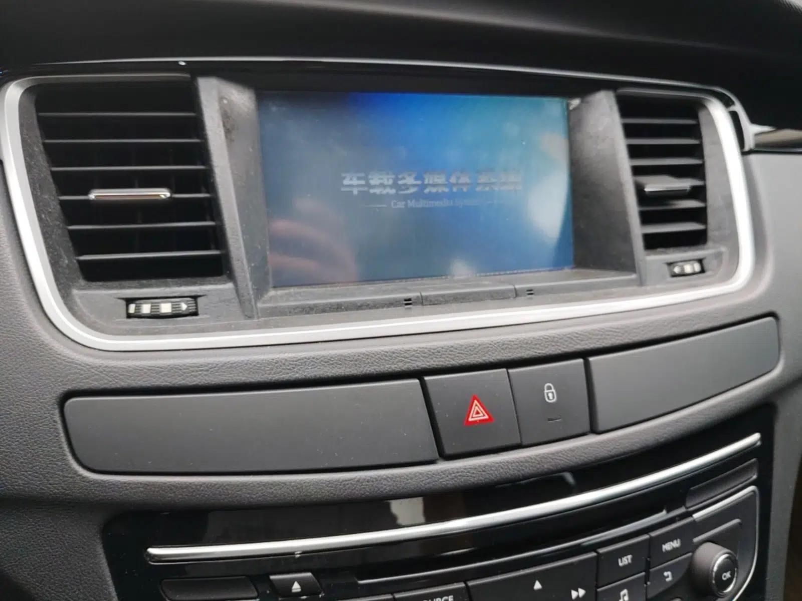 Peugeot 508 2013 2.0L 2nd Anniversary Edition with Automatic Sunroof – Classic Version — миниатюра 15