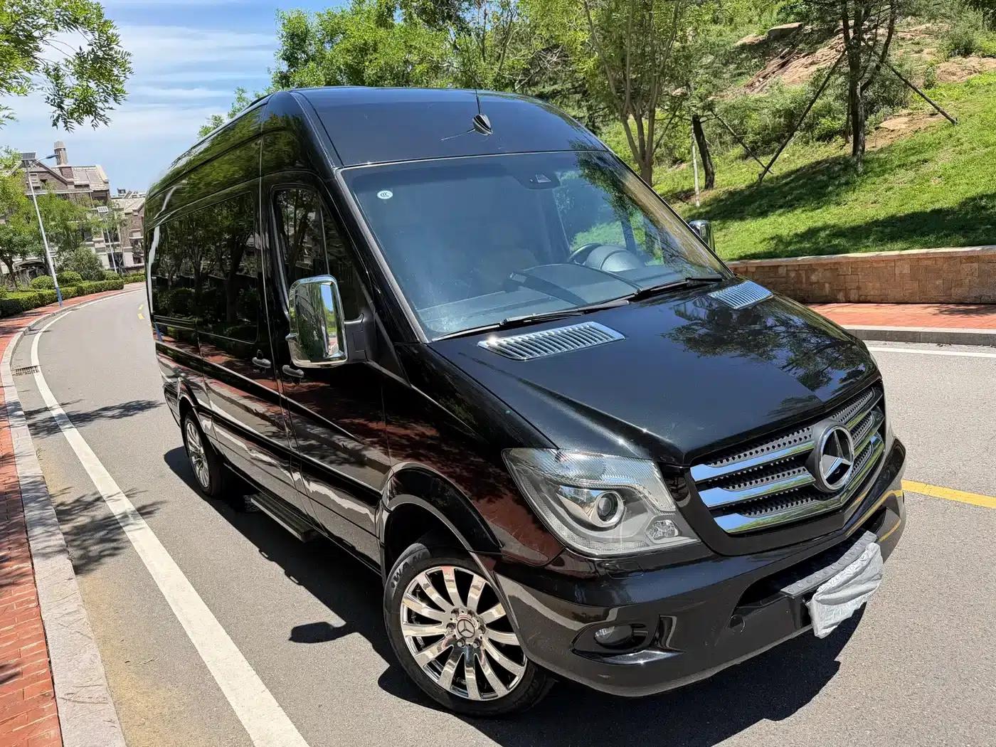 2017 Sprinter 3.5L Automatic — миниатюра 1