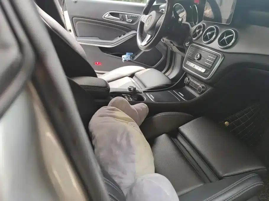 Imported Mercedes-Benz CLA 2018 CLA 200 Fashion Edition — миниатюра 8
