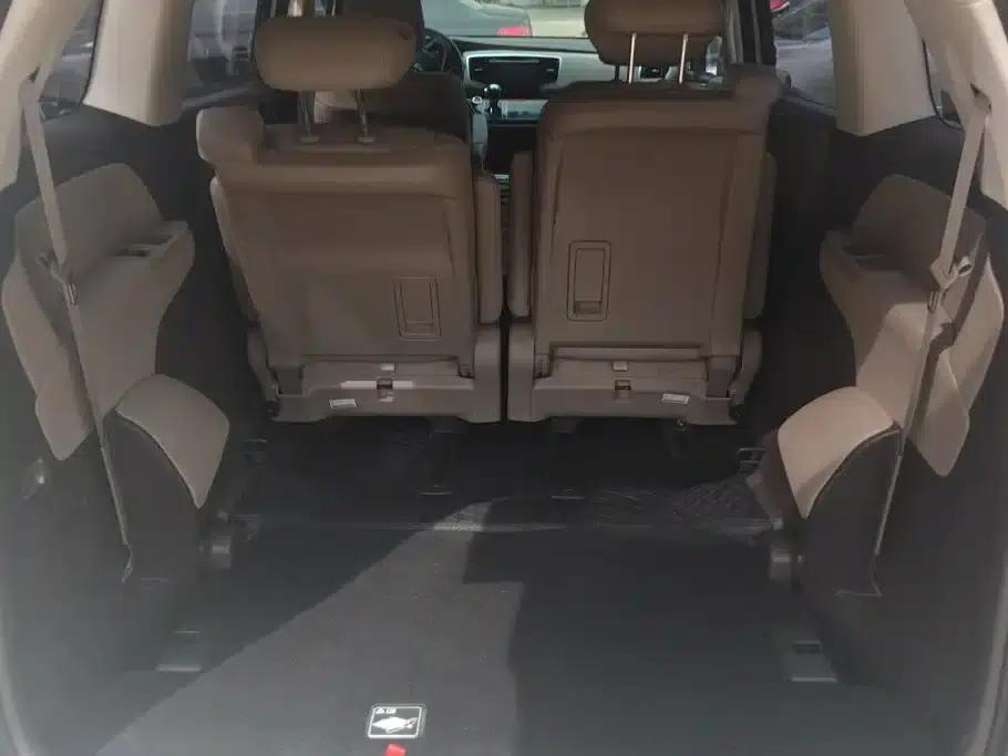 2015 Odyssey Facelift 2.4L Comfort Edition — миниатюра 4