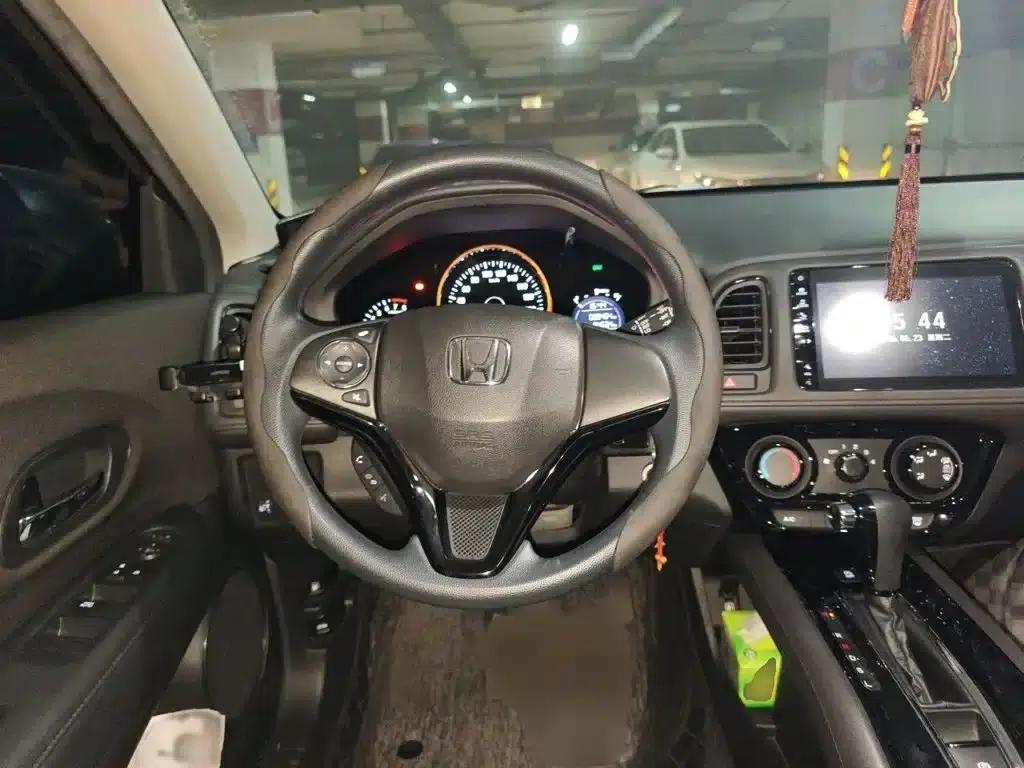 Vezel 2020 1.5L CVT Pioneer Edition — миниатюра 3