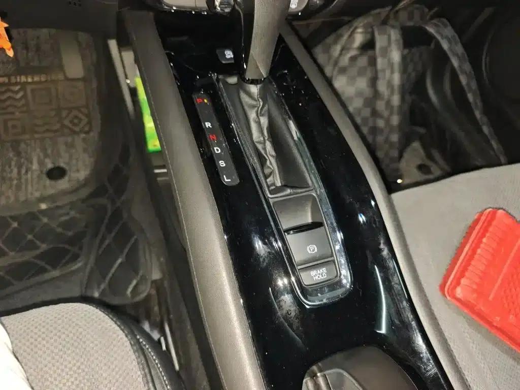 Vezel 2020 1.5L CVT Pioneer Edition — миниатюра 7