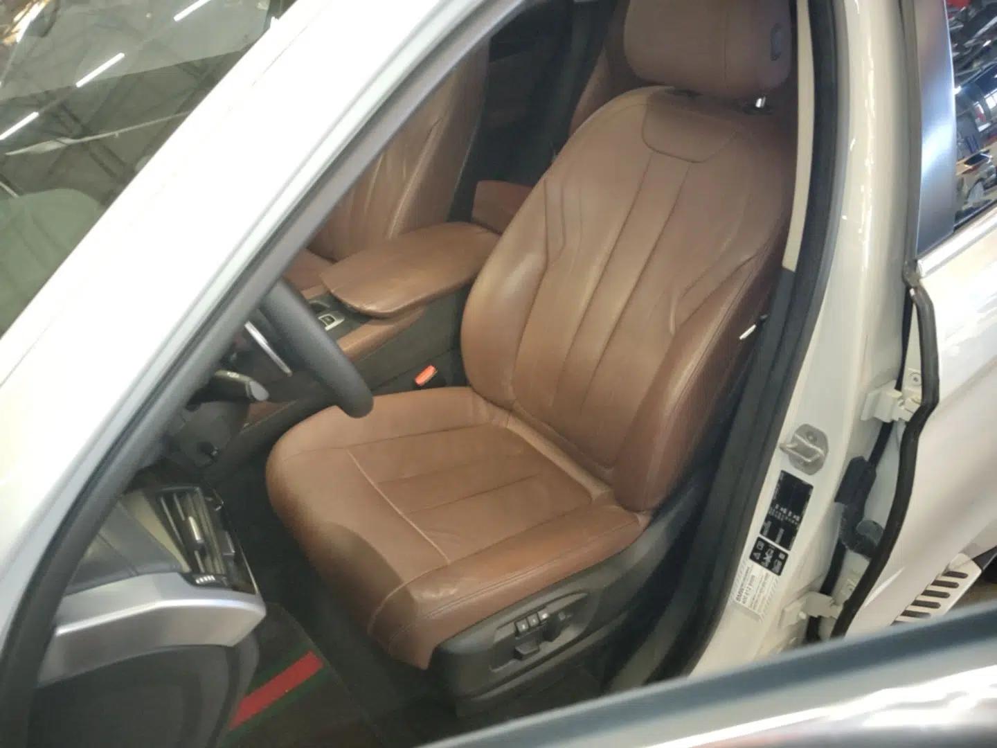 BMW X6 2015 xDrive35i Leading Model — миниатюра 17