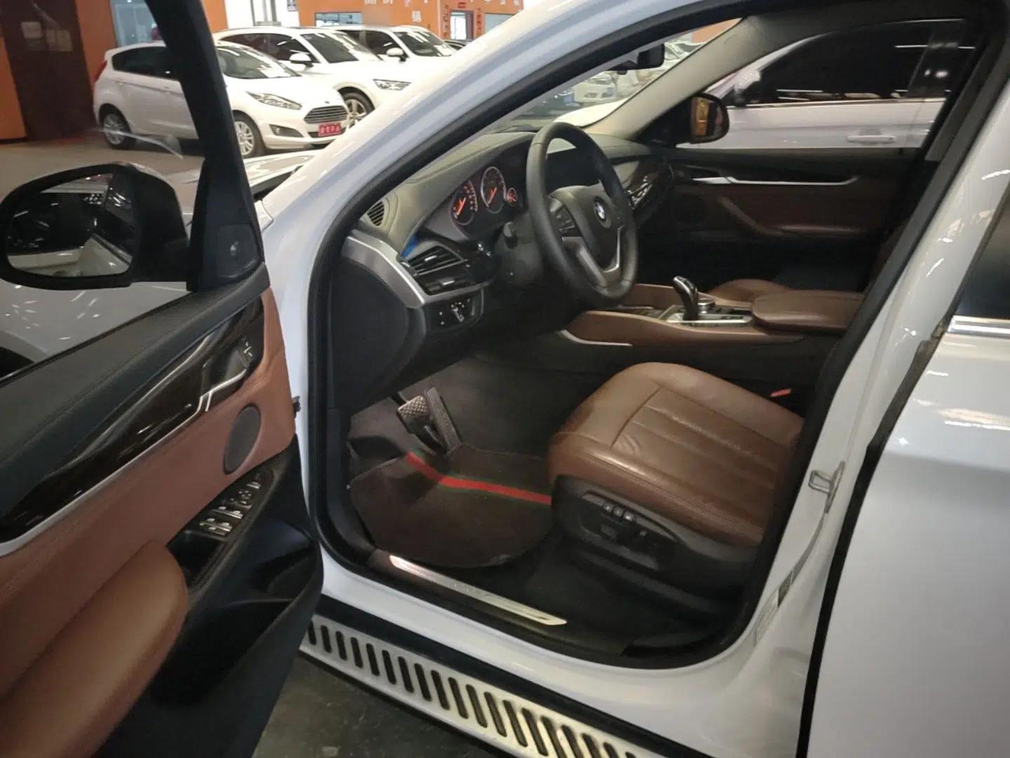 BMW X6 2015 xDrive35i Leading Model — миниатюра 18
