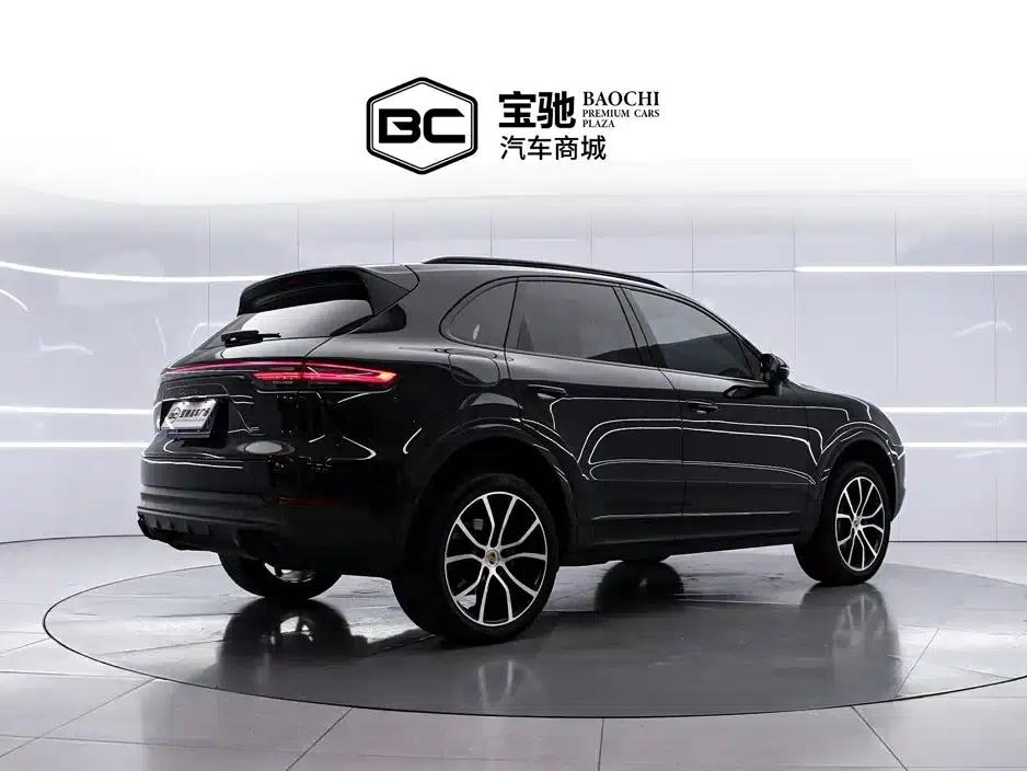 2023 Cayenne 3.0T Platinum Edition — миниатюра 3
