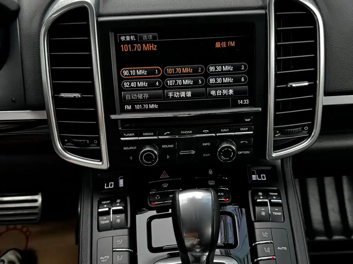 Cayenne 2011 Cayenne 3.0T — миниатюра 6