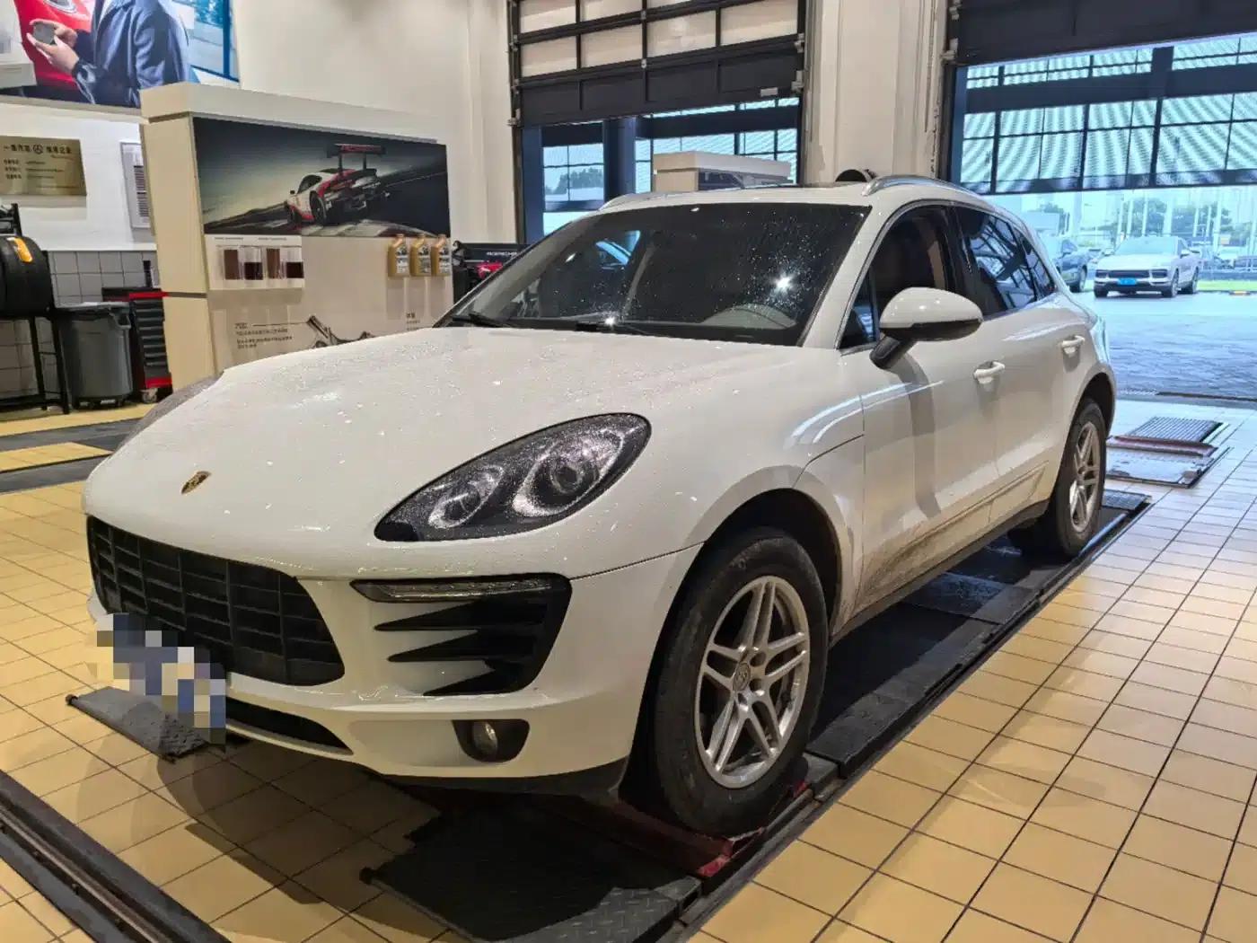 2014 Macan 2.0T — миниатюра 1