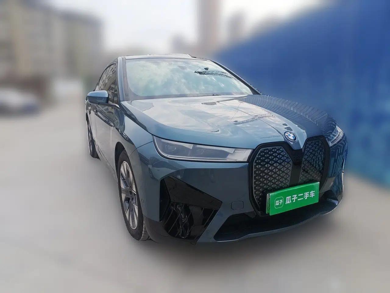 BMW iX 2022 xDrive40 — миниатюра 3