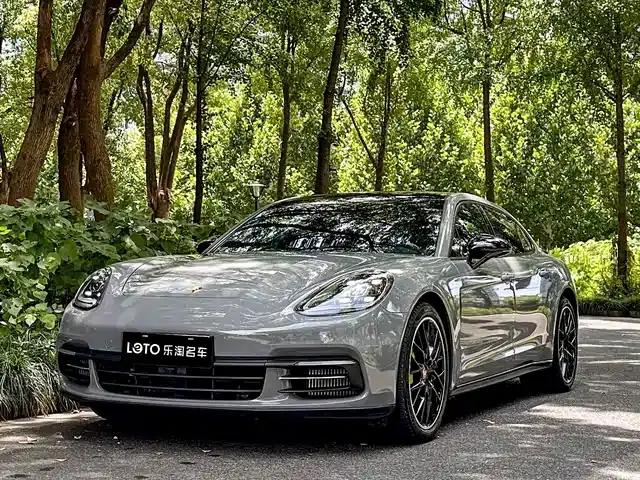2017 Panamera 4 E-Hybrid Executive Long Wheelbase 2.9T