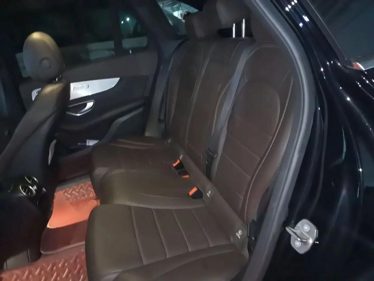 Mercedes-Benz GLC 2020 Facelifted GLC 260 L 4MATIC Dynamic Edition — миниатюра 17