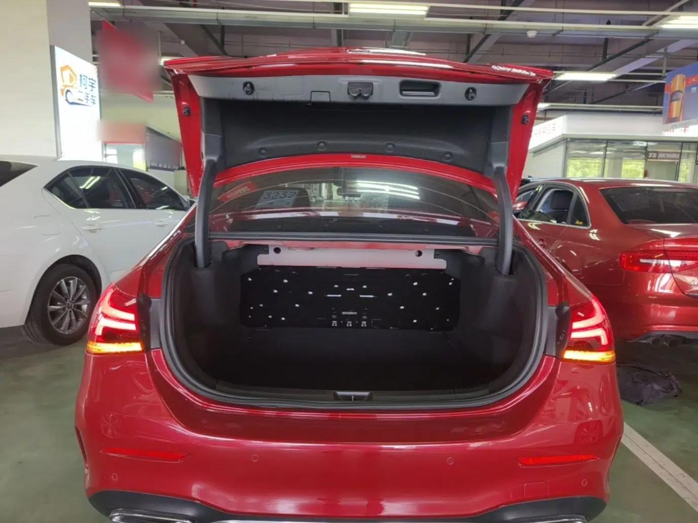 Mercedes-Benz A-Class 2022 Restyled A 200 L Sport Sedan Fashion Version — миниатюра 27