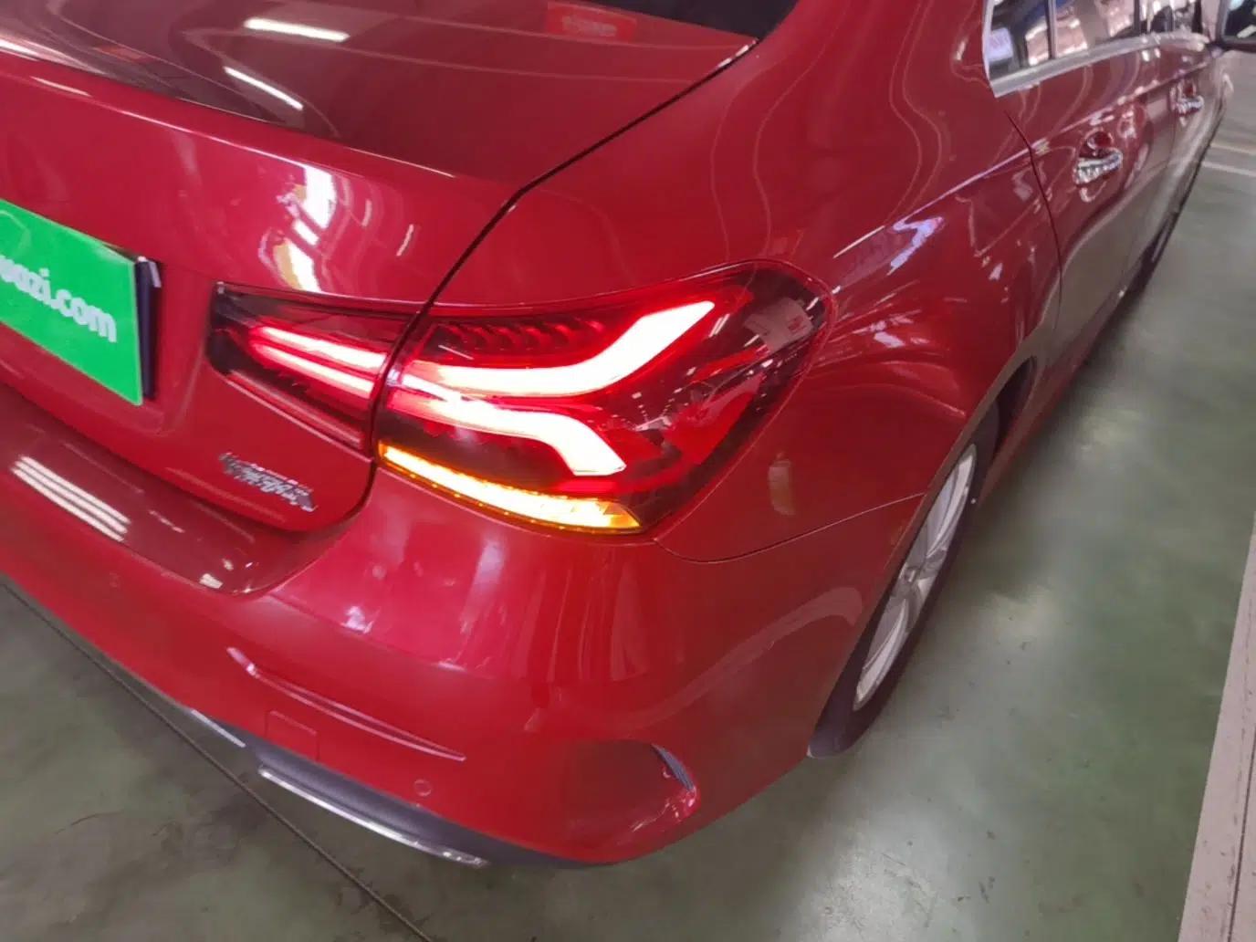 Mercedes-Benz A-Class 2022 Restyled A 200 L Sport Sedan Fashion Version — миниатюра 9