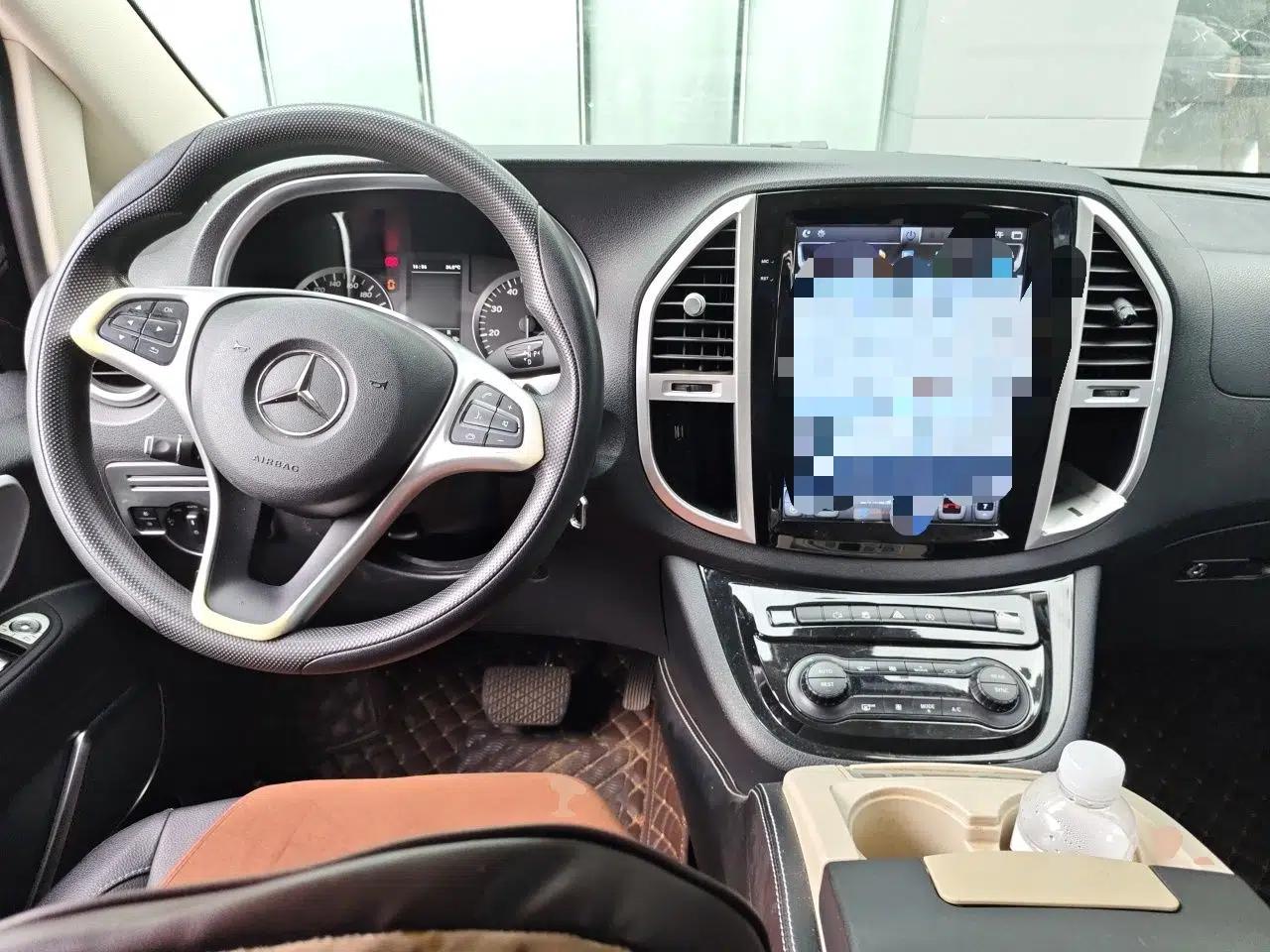Mercedes-Benz Vito 2018 2.0T Elite Version 7 Seats China V Emission Standard — миниатюра 9