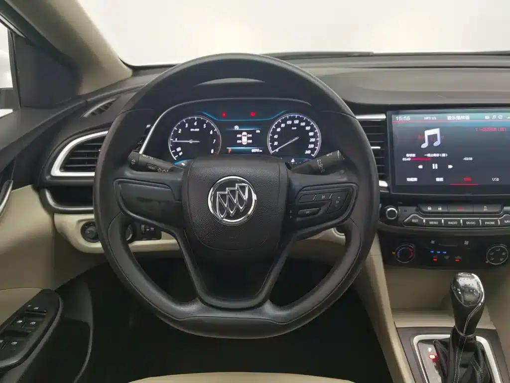 Buick Excelle 2017 15N Automatic Elite — миниатюра 11