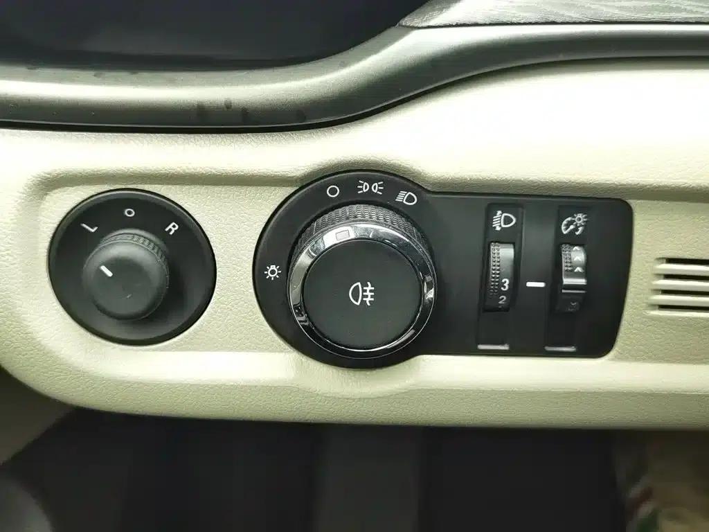 Buick Excelle 2017 15N Automatic Elite — миниатюра 21