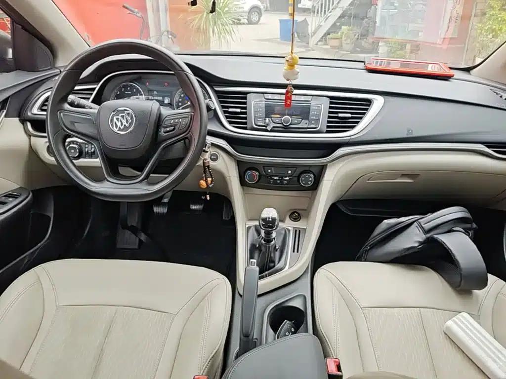 Buick Excelle 2016 15N Manual Elite — миниатюра 10