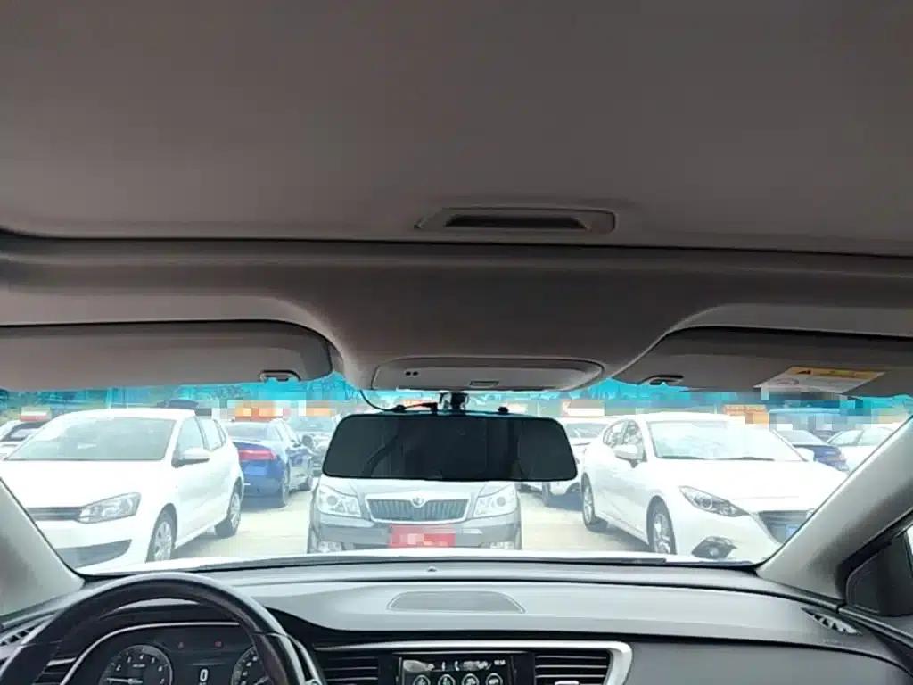 Buick Excelle 2019 18T Automatic Connected Elite (China VI Emission Standard) — миниатюра 18