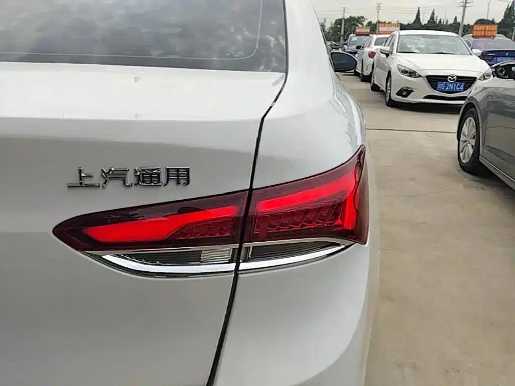 Buick Excelle 2019 18T Automatic Connected Elite (China VI Emission Standard) — миниатюра 8