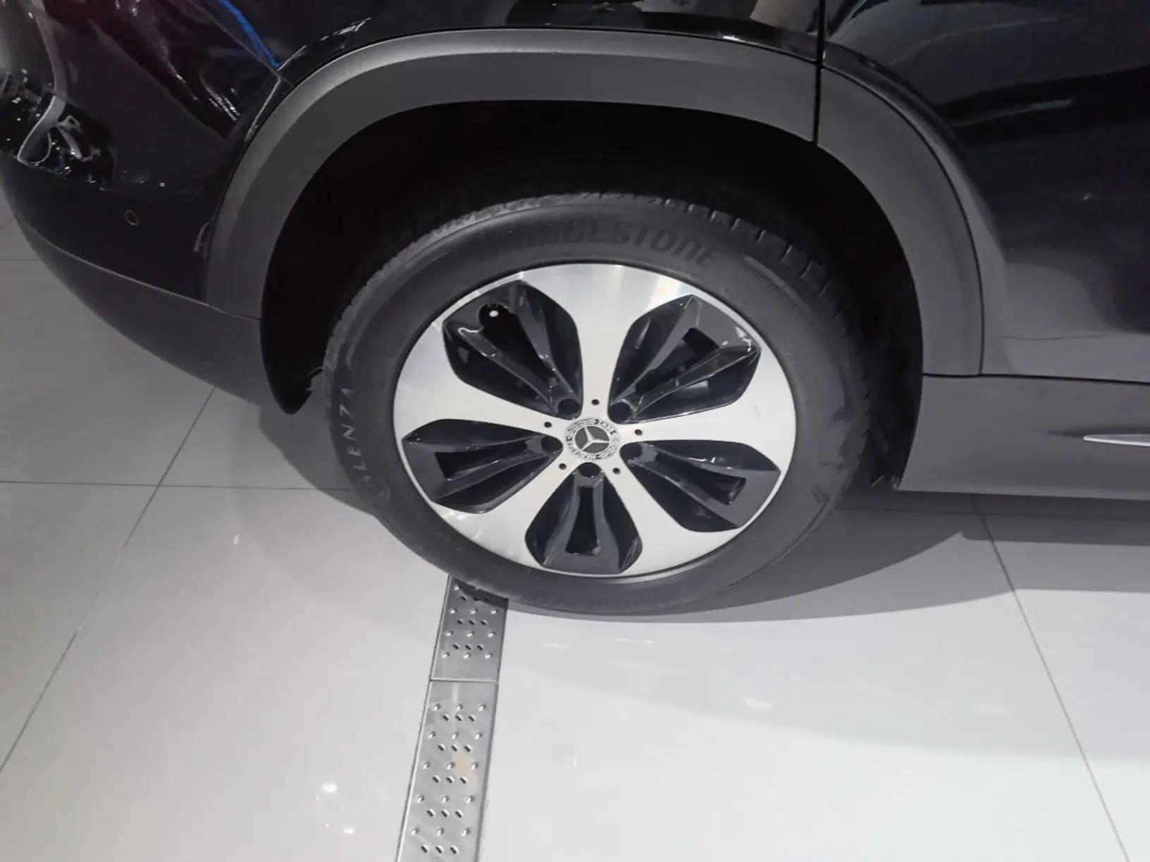 Mercedes-Benz GLB 2023 GLB 220 Fashion Model — миниатюра 11