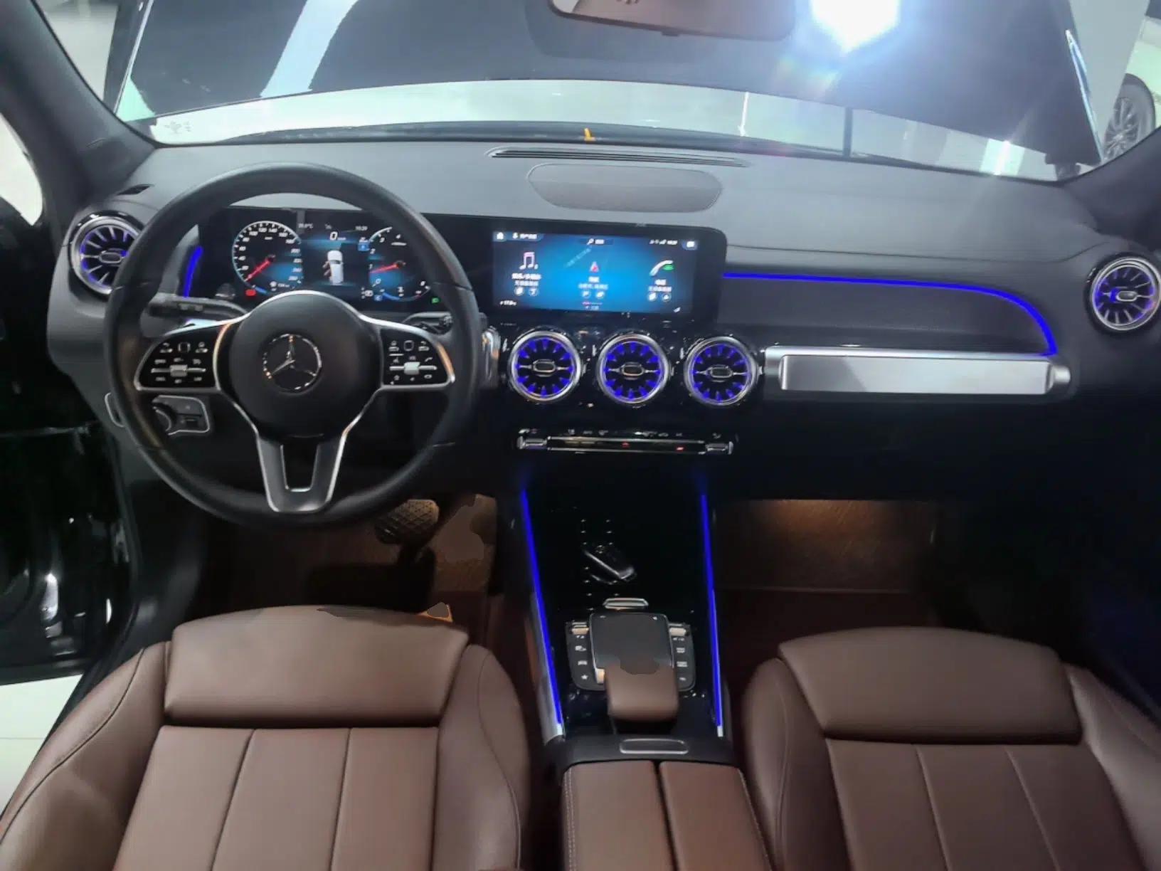 Mercedes-Benz GLB 2023 GLB 220 Fashion Model — миниатюра 12