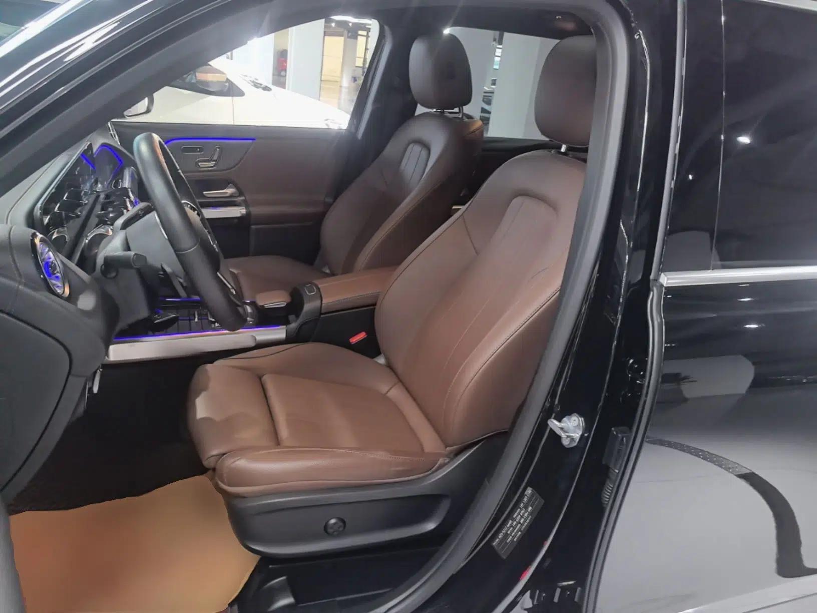 Mercedes-Benz GLB 2023 GLB 220 Fashion Model — миниатюра 17