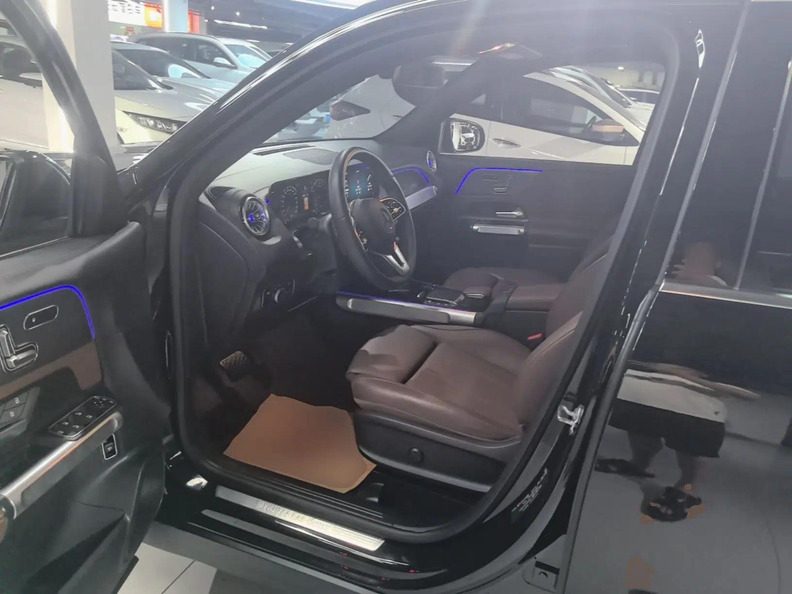 Mercedes-Benz GLB 2023 GLB 220 Fashion Model — миниатюра 18