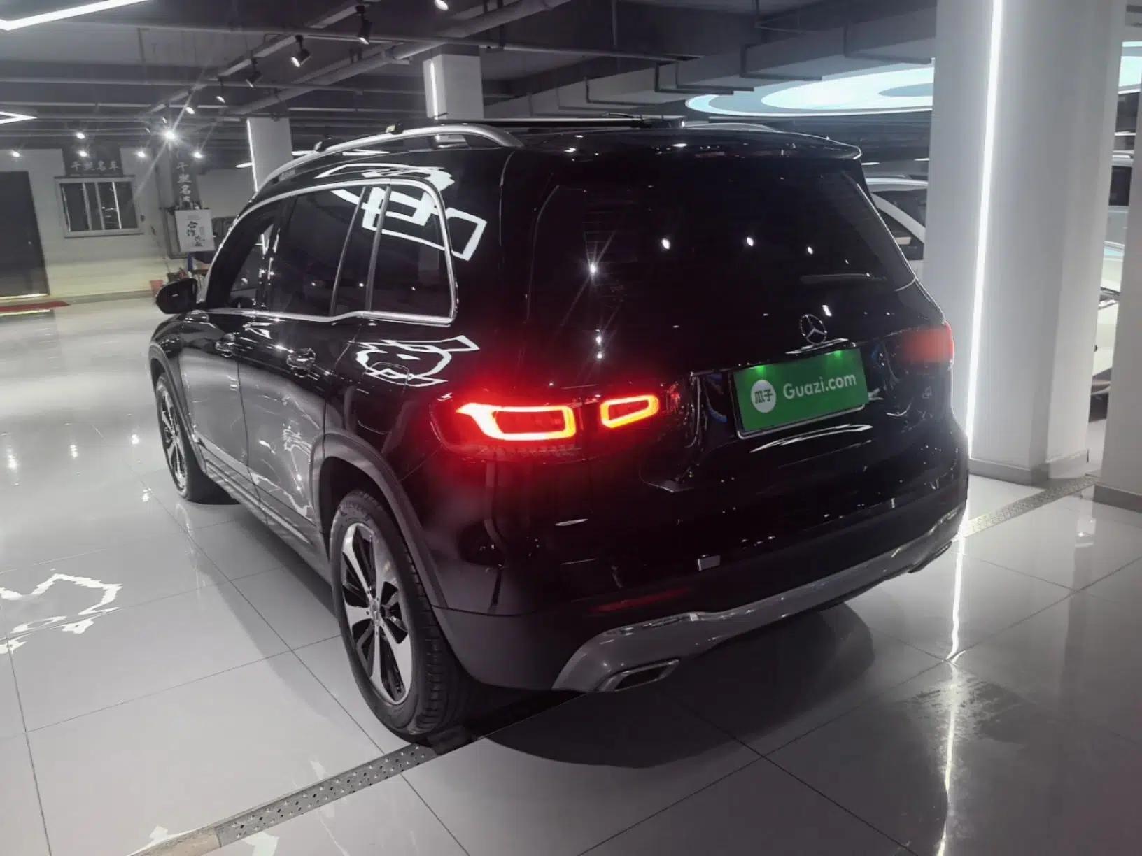Mercedes-Benz GLB 2023 GLB 220 Fashion Model — миниатюра 4