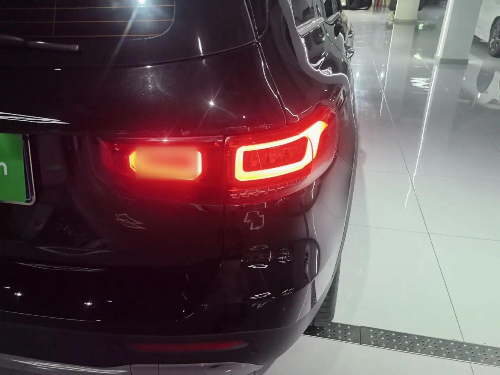 Mercedes-Benz GLB 2023 GLB 220 Fashion Model — миниатюра 9
